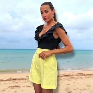 ZARA Shorts Yellow High Waisted with Button Detail Women’s Size S Made in Spain
